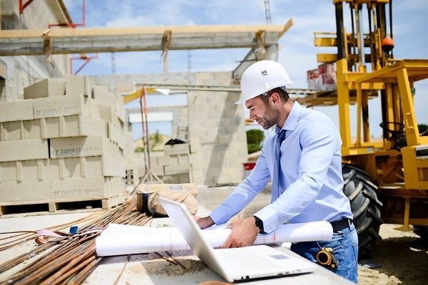 Commercial Construction Worker